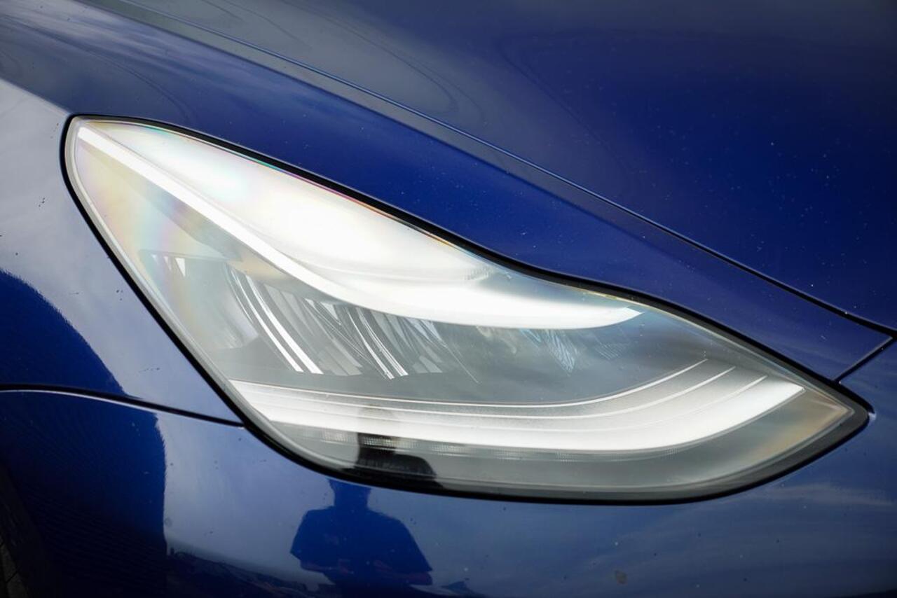 Tesla Model 3 Standard RWD Plus 60 kWh / Autopilot / Marge