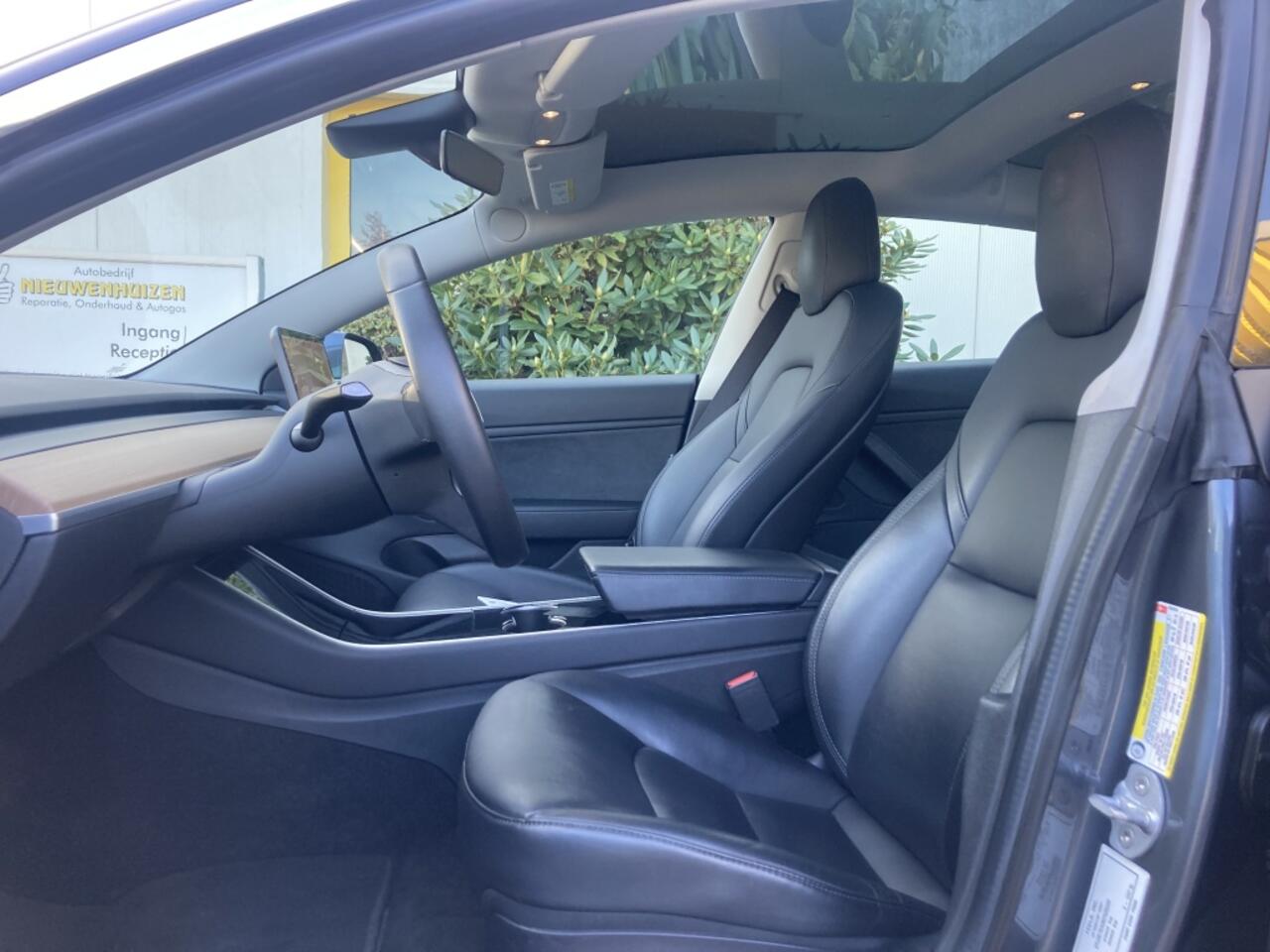 Tesla Model 3 Stnd.RWD Plus Leer Trekhaak 1000KG Trekgewicht