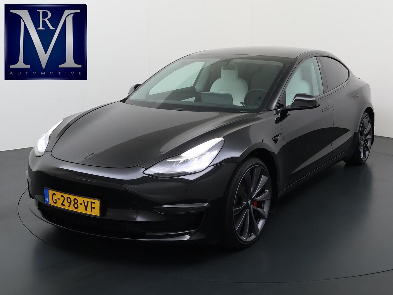 Tesla Model 3 Performance AWD 75 kWh VAN ¤24.900,- NU VOOR SLECHTS ¤21.440,- Uw LENTEVOORDEEL ¤3.460,- |SOH 86% | 20 inch velgen (als nieuw) | Zeer nette staat | Rijklaar geleverd incl. 12 mnd Bovag-garantie | Tesla fabrieksgarantie op de hoogvolt accu t/m 13-12-2027 o
