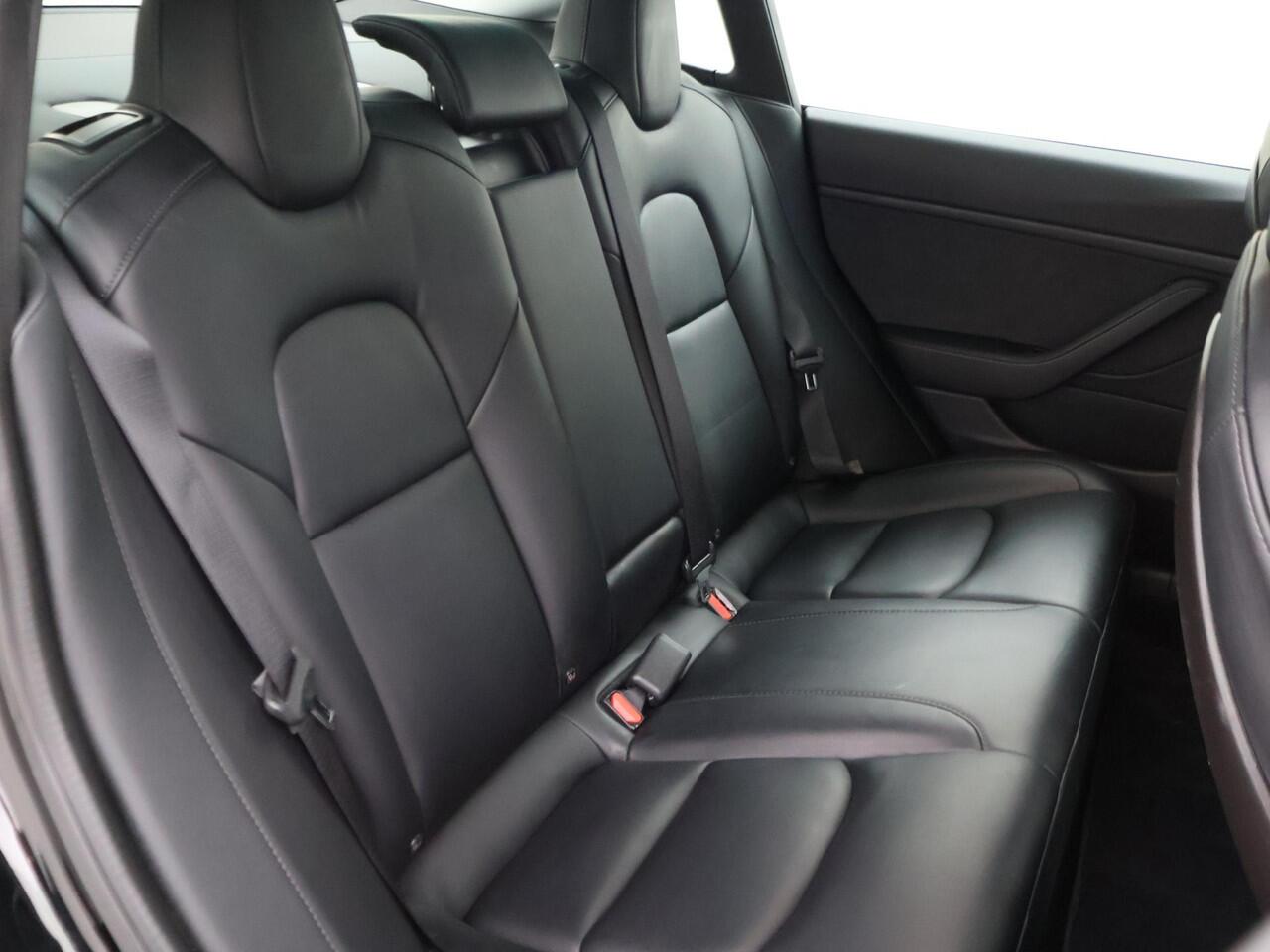 Tesla Model 3 PERFORMANCE 462 PK AWD 75 KWH ORIG. NL + 20 INCH | AUTOPILOT | PANORAMA | LEDER