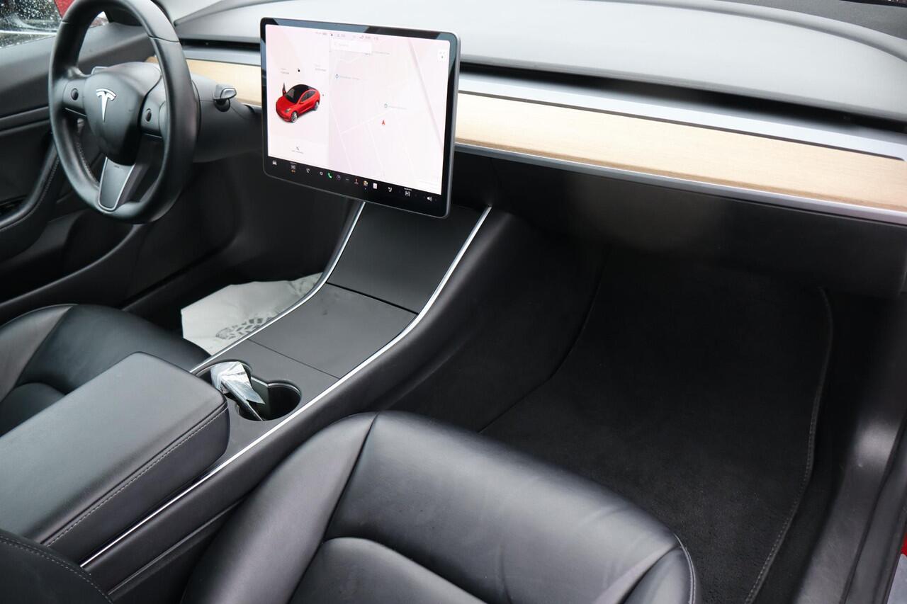 Tesla Model 3 Long Range AWD 75 kWh SOH 88%, Autopilot computer 3.0, Cruise control, Stoelverwarming, Trekhaak