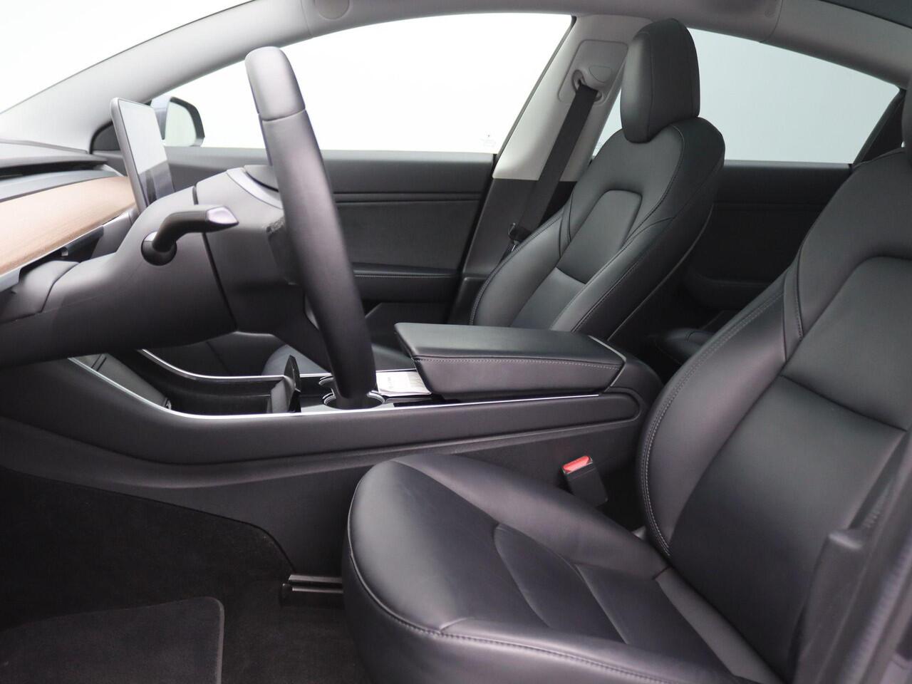 Tesla Model 3 Performance AWD 75 kWh 463PK Aut. SOH 84%, Leder, 360gr. Camera, Keyless, 20" LM Velgen, Autopilot, Stoelverwarming, Side Assist