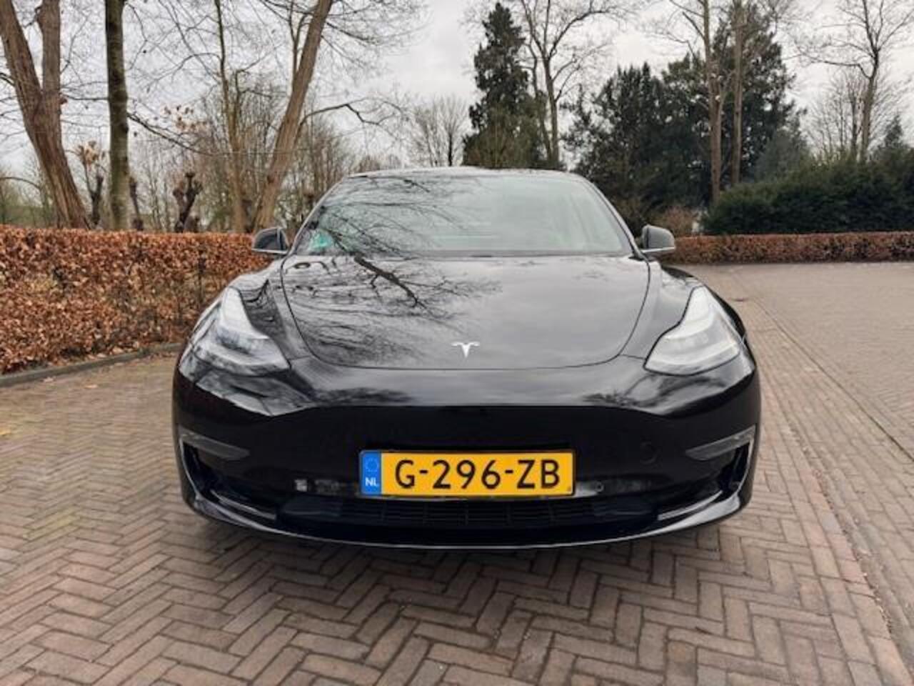 Tesla Model 3 PERFORMANCE AWD 462PK 75KWH SOH 89.5%/TREKHAAK/PANO/FABRIEKSGARANTIE