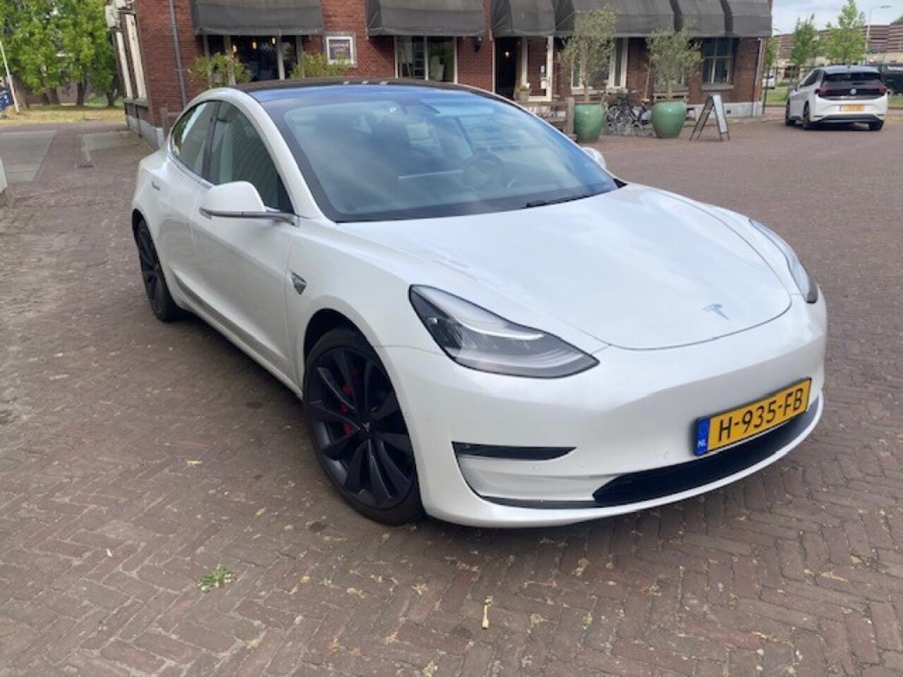 Tesla Model 3 Performance 4WD 486 pk 530 km WLTP 8 jaar garantie op accu 1e eigenaar