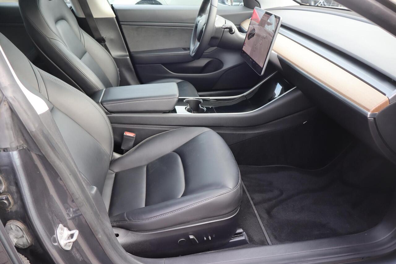 Tesla Model 3 Standard RWD Plus 60 kWh (¤14.864,- excl BTW), 90% SOH, Computer 3, 360 Camera, Autopilot, Trekhaak, Panoramadak