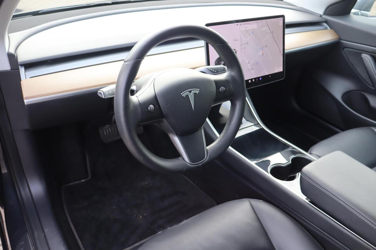 Tesla Model 3 Standard RWD Plus 60 kWh (¤14.864,- excl BTW), 90% SOH, Computer 3, 360 Camera, Autopilot, Trekhaak, Panoramadak