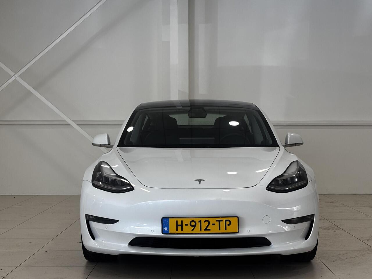 Tesla Model 3 Performance AWD 75 kWh | 89% SOH | Dual Motor | Lichtmetalen velgen | Autopilot