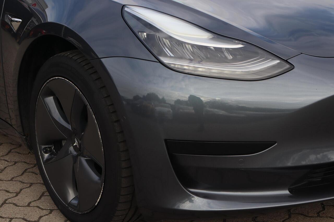 Tesla Model 3 Standard RWD Plus 60 kWh (¤14.864,- excl BTW), 90% SOH, Computer 3, 360 Camera, Autopilot, Trekhaak, Panoramadak
