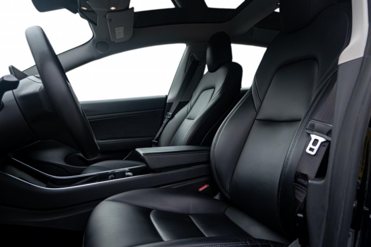 Tesla Model 3 Standard RWD Plus 93% SOH l Trekhaak l LDF3 Autopilot