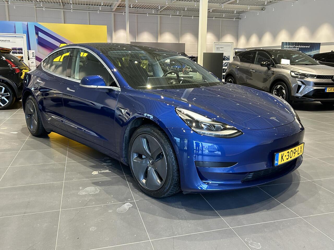 Tesla Model 3 Standard RWD Plus 60 kWh | SOH 89% | Panoramadak | Stoelverwarming |