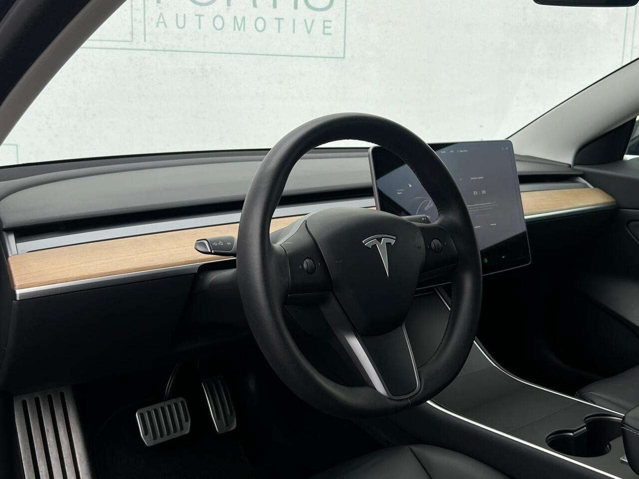 Tesla Model 3 Standard RWD Plus 60 kWh NL-AUTO | LEDER | PANO | SOH 87%