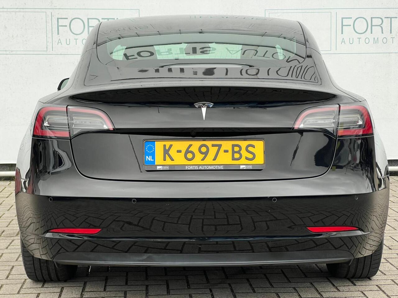 Tesla Model 3 Standard RWD Plus 60 kWh NL-AUTO | LEDER | PANO | SOH 87%