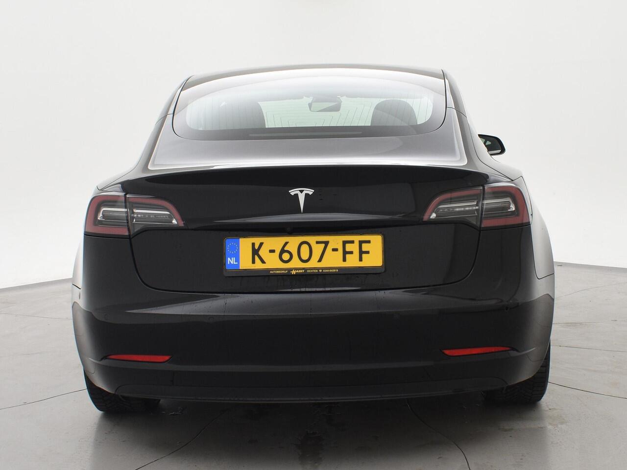 Tesla Model 3 60 kWh RWD *BTW* + LEDER | AUTOPILOT | PANORAMA | 3 CAMERA'S