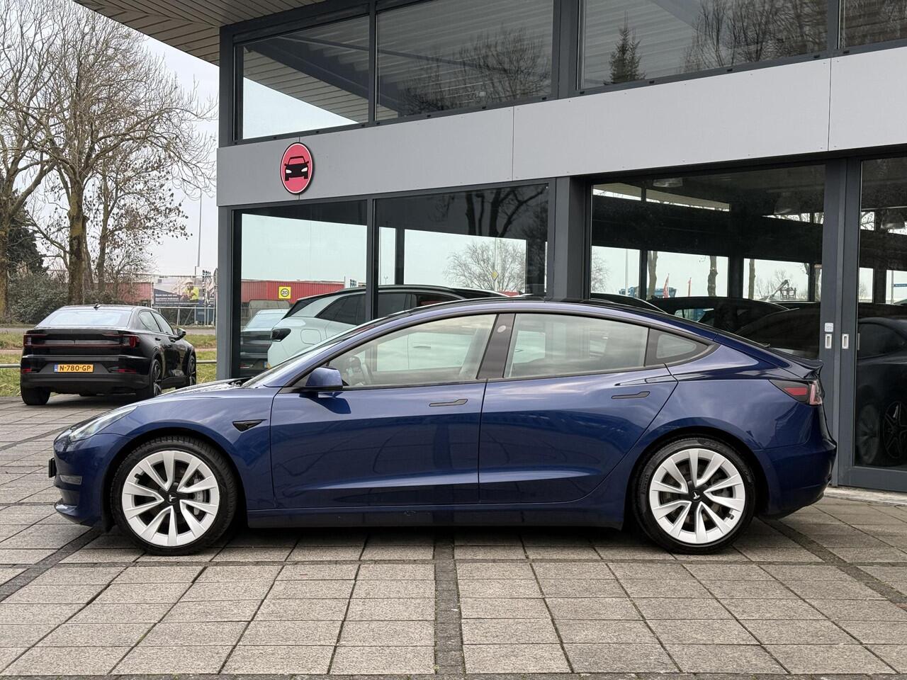 Tesla Model 3 Aut. Long Range Dual Motor AWD | SoH 86% | Trekhaak | Autopilot | Panorama | Leder | 19 Inch |