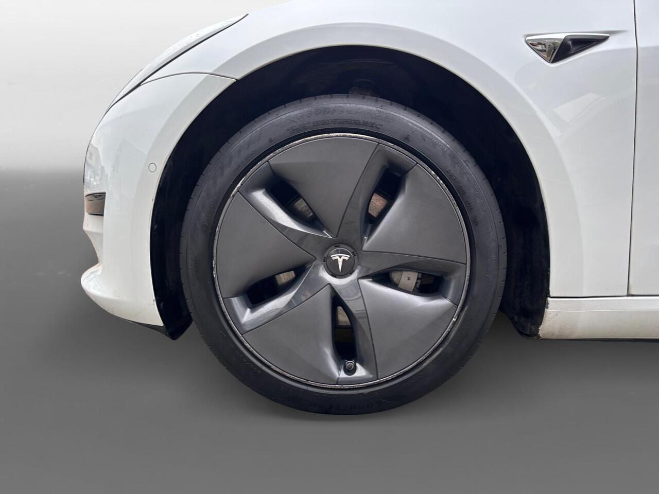 Tesla Model 3 Standard RWD Plus 60 kWh | TREKHAAK | 12 MAANDEN BOVAG GARANTIE |