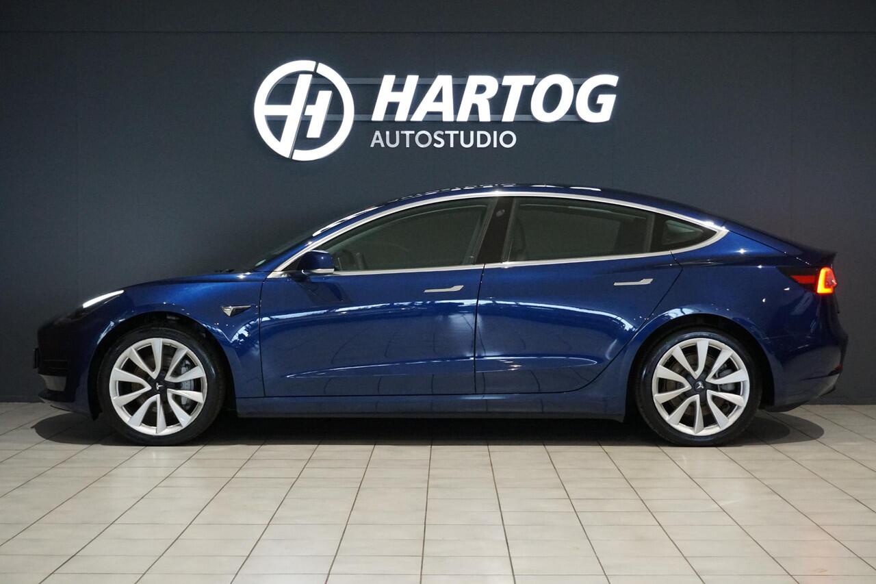 Tesla Model 3 Standard RWD Plus 60 kWh + AUTOPILOT / PREMIUM AUDIO / 19''