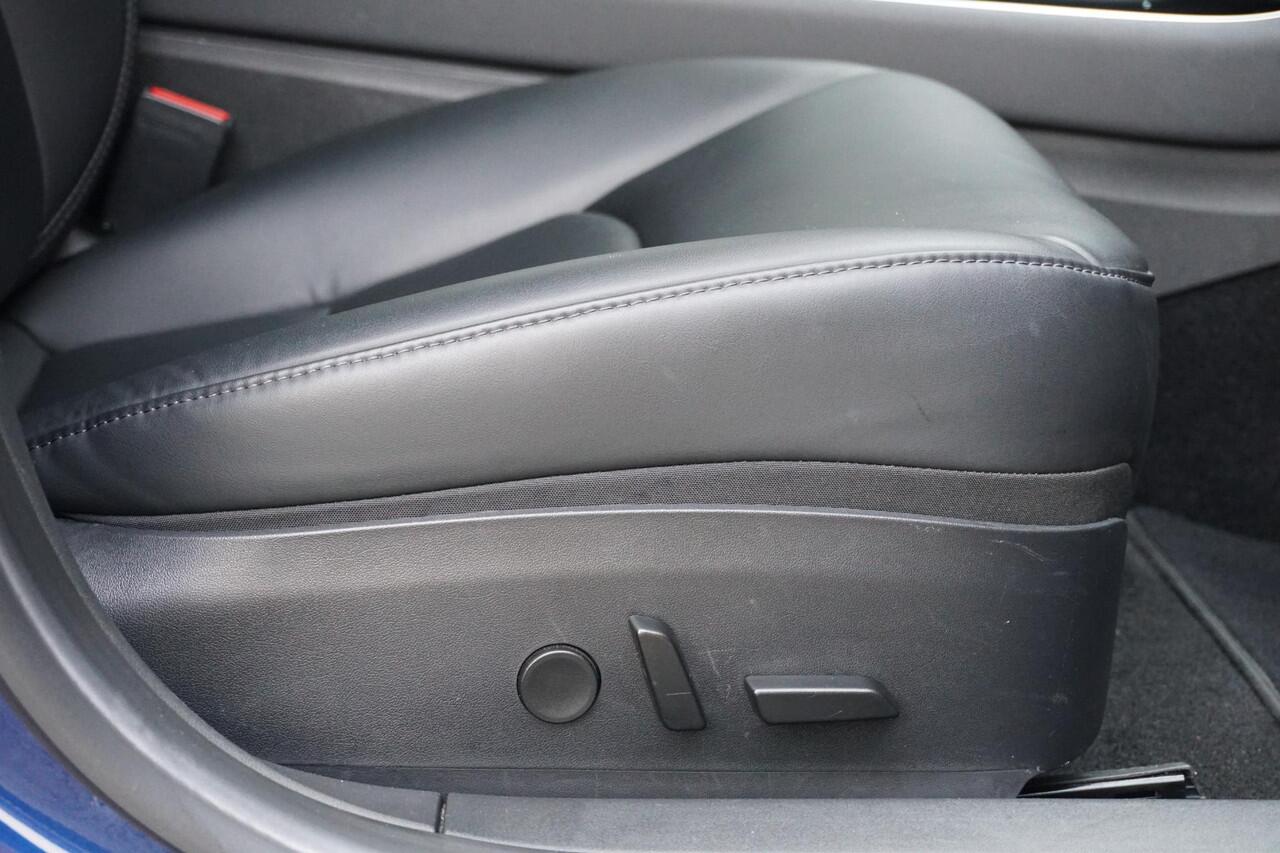 Tesla Model 3 Standard RWD Plus 60 kWh + AUTOPILOT / PREMIUM AUDIO / 19''