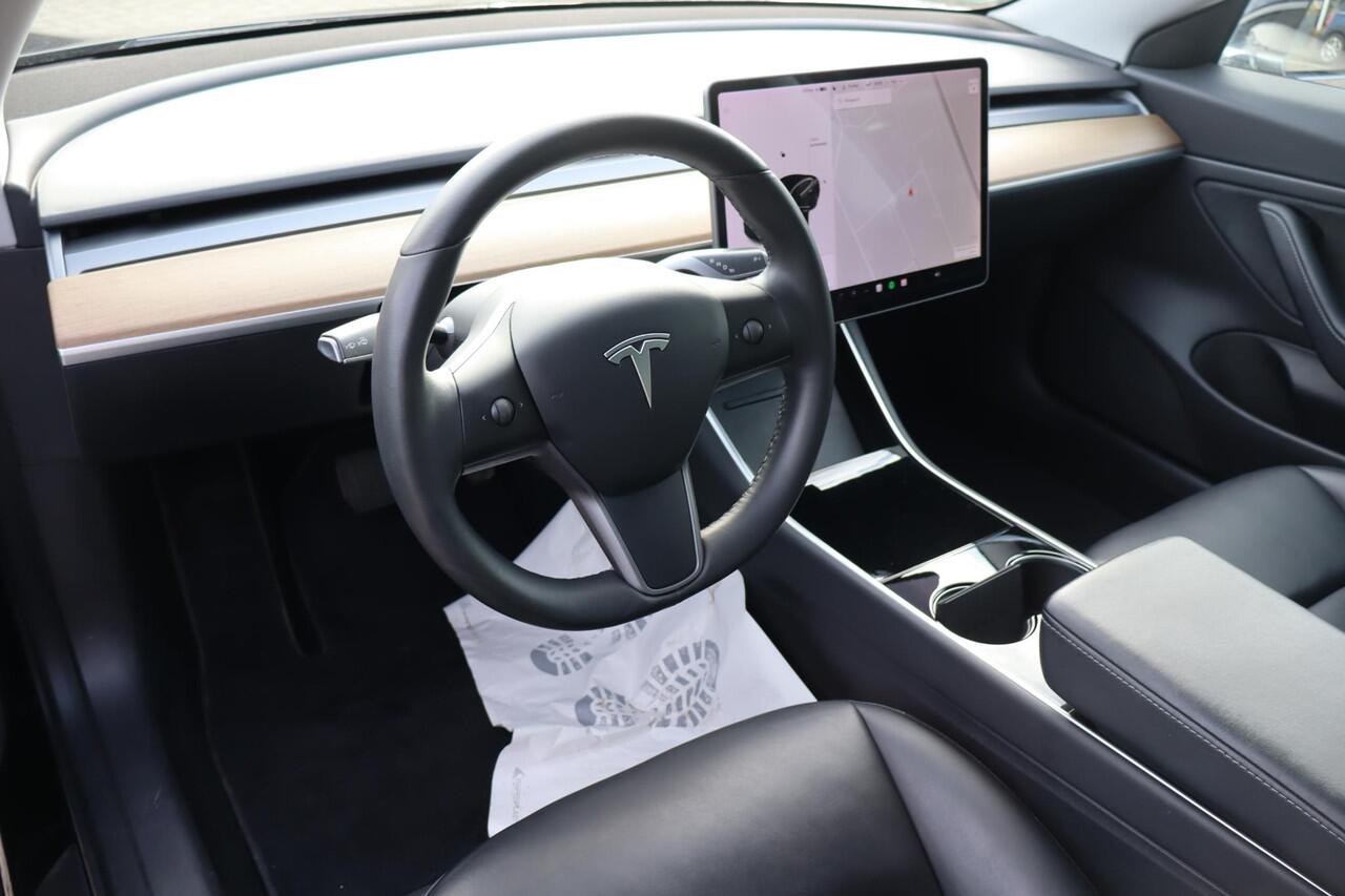 Tesla Model 3 Long Range AWD 75 kWh 89% SOH, Autopilot computer 3.0, 360 Camera, Cruise control, Navigatie, Stoelverwarming