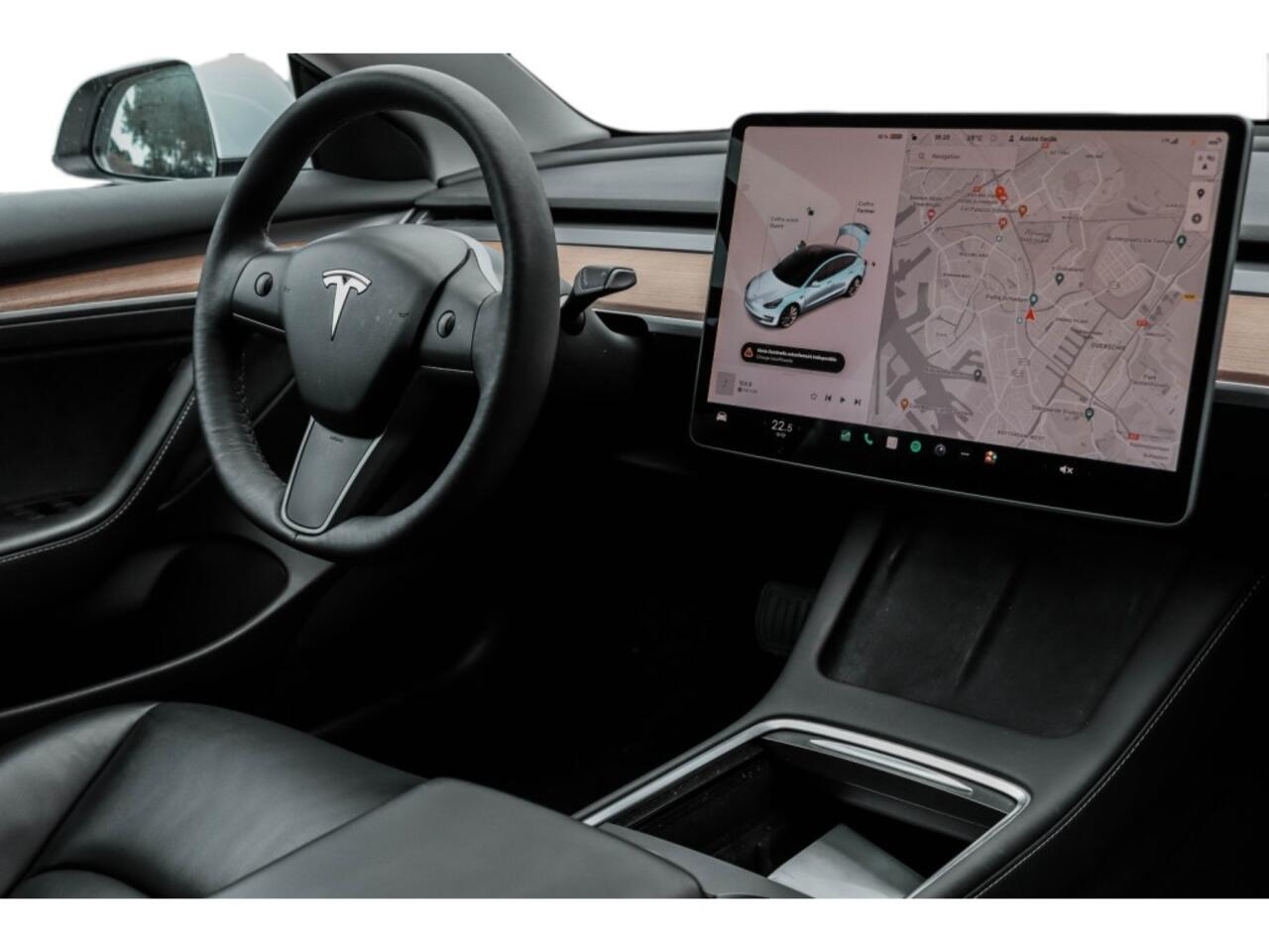 Tesla Model 3 Standard RWD Plus Warmtepomp l Pano l Leder Zwart