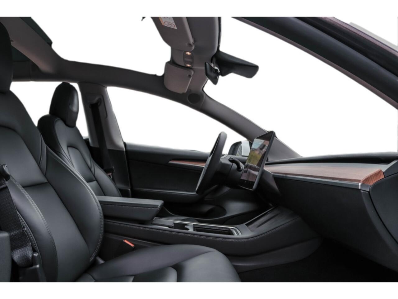 Tesla Model 3 Standard RWD Plus Warmtepomp l Pano l Leder Zwart