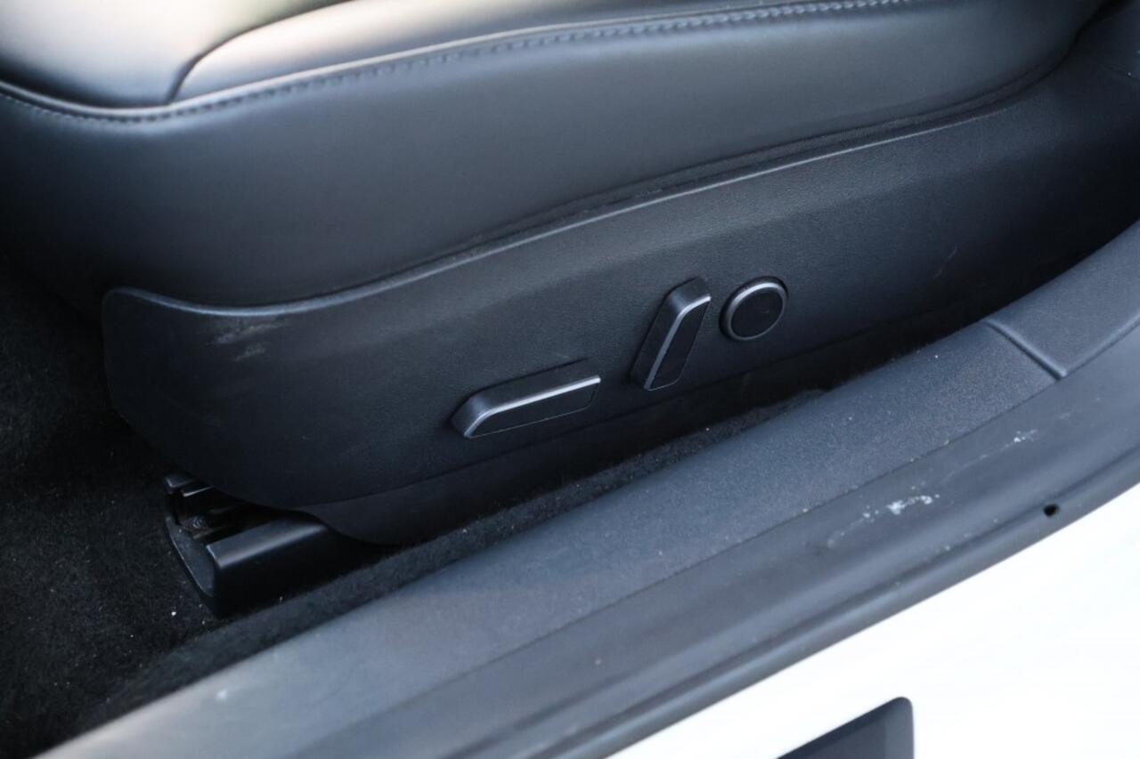 Tesla Model 3 STND.RWD PLUS 60 KWH â¬ 19.750,- excl btw