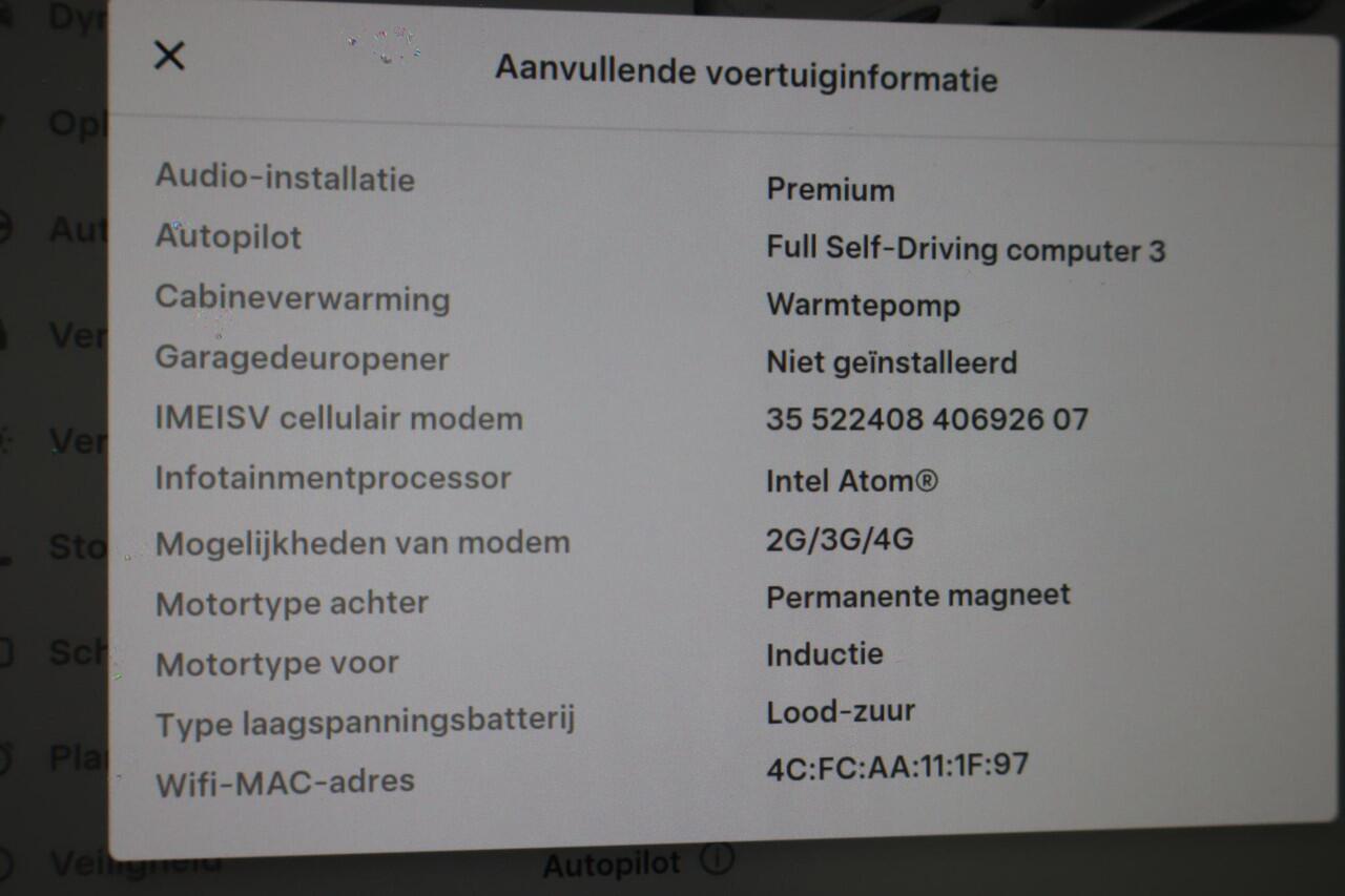 Tesla Model 3 Long Range AWD 75 kWh 93% SOH, Warmtepomp, Autopilot computer 3.0, Lichtmetalen wielen, Panoramadak