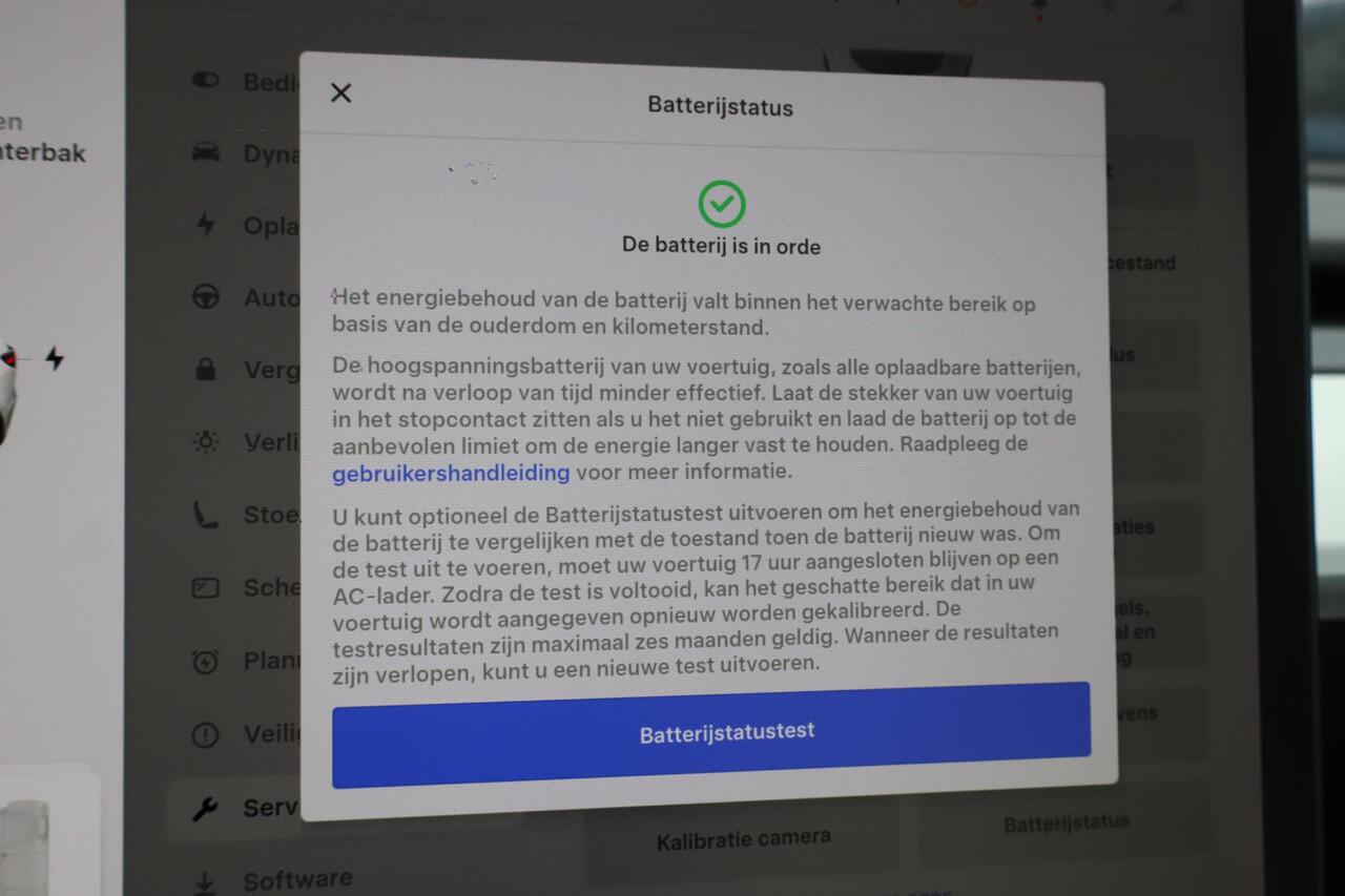 Tesla Model 3 Long Range AWD 75 kWh 93% SOH, Warmtepomp, Autopilot computer 3.0, Lichtmetalen wielen, Panoramadak