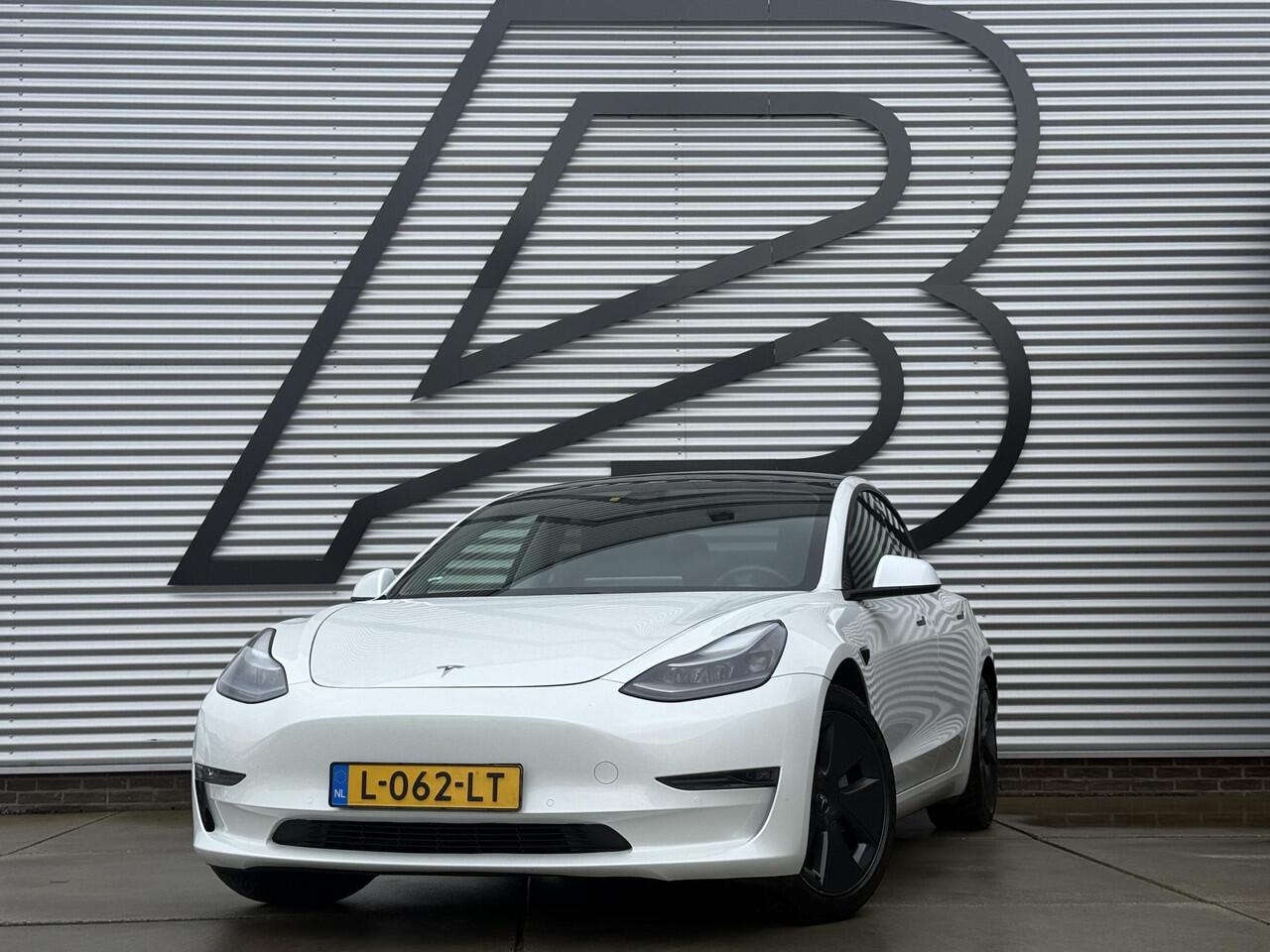 Tesla Model 3 Long Range AWD 75 kWh SoH 88,5%|Navi|Pano|Camera|Clima|Cruise|NL-Auto|N.A.P|APK tot 12-2026