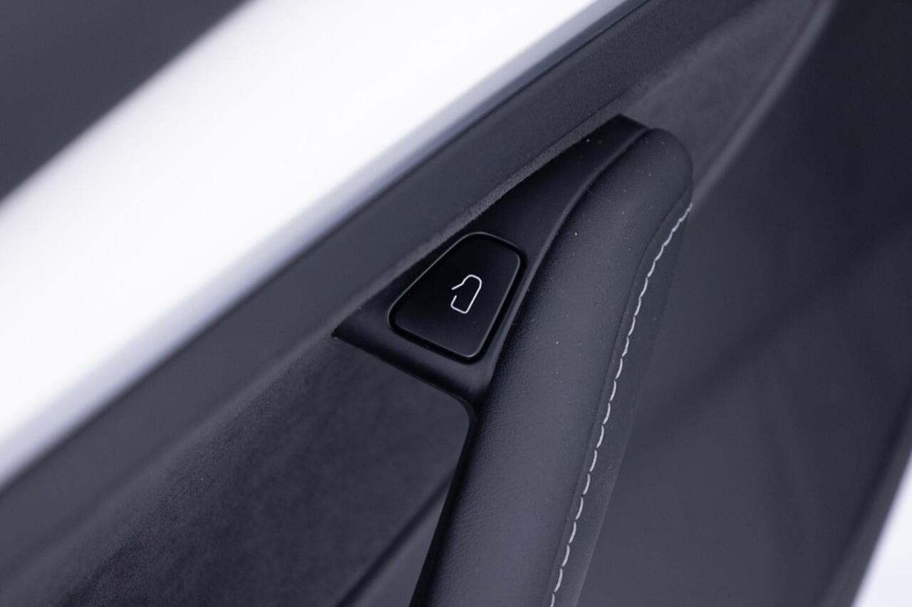 Tesla Model 3 Performance AWD 75 kWh ? 1e Eigenaar