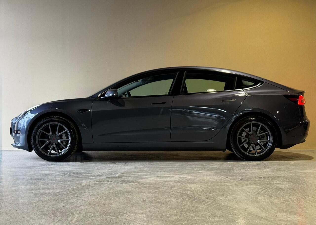 Tesla Model 3 Standard RWD Plus 60 kWh