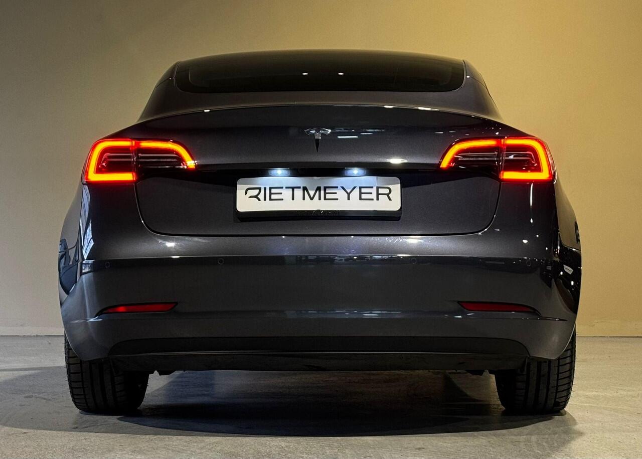 Tesla Model 3 Standard RWD Plus 60 kWh