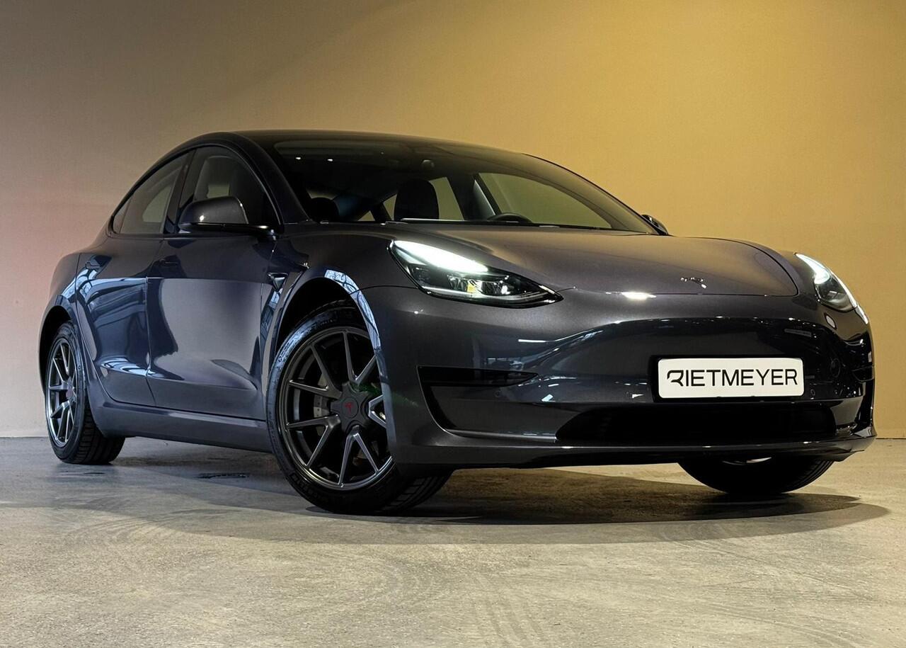 Tesla Model 3 Standard RWD Plus 60 kWh