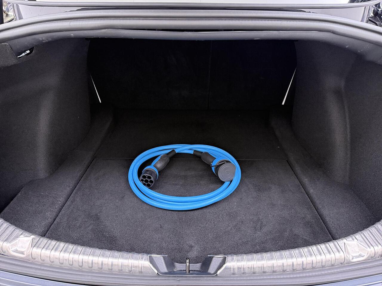 Tesla Model 3 Performance AWD 75 kWh VAN ¤31.900,- NU VOOR SLECHTS ¤29.330,- Uw LENTEVOORDEEL ¤2.570,- |SOH 96% | 20 INCH VELGEN ALS NIEUW | SUPER NETTE AUTO | FABRIEKSGARANTIE OP HOOGVOLTACCU EN AANDRIJFLIJN T/M 03-2030 |