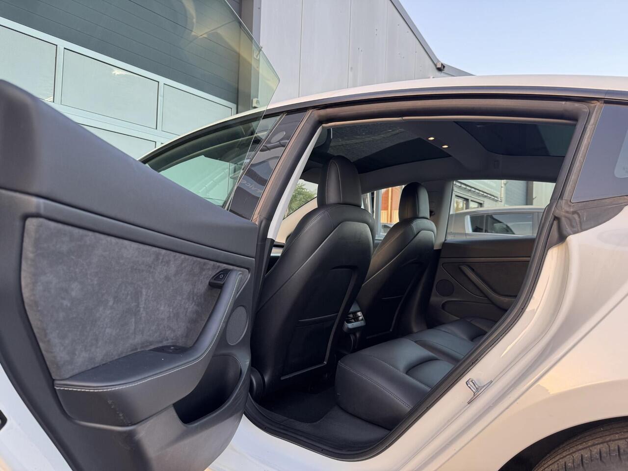 Tesla Model 3 Premium Long Range AWD 78 kWh /INCL BTW / PANO /