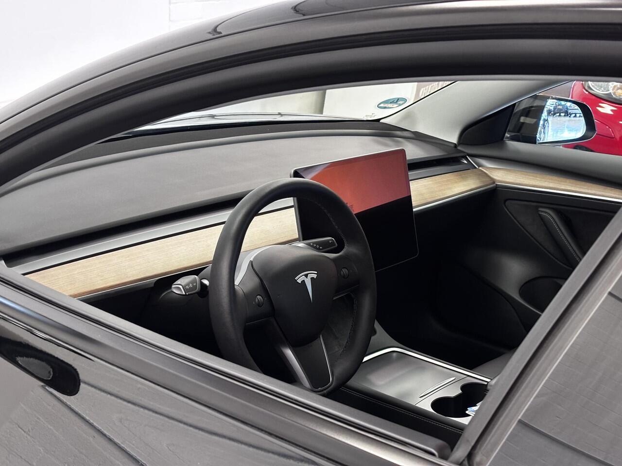 Tesla Model 3 Long Range AWD 75 kWh | SOH 93% | Leder | Autopilot | Nieuw model |
