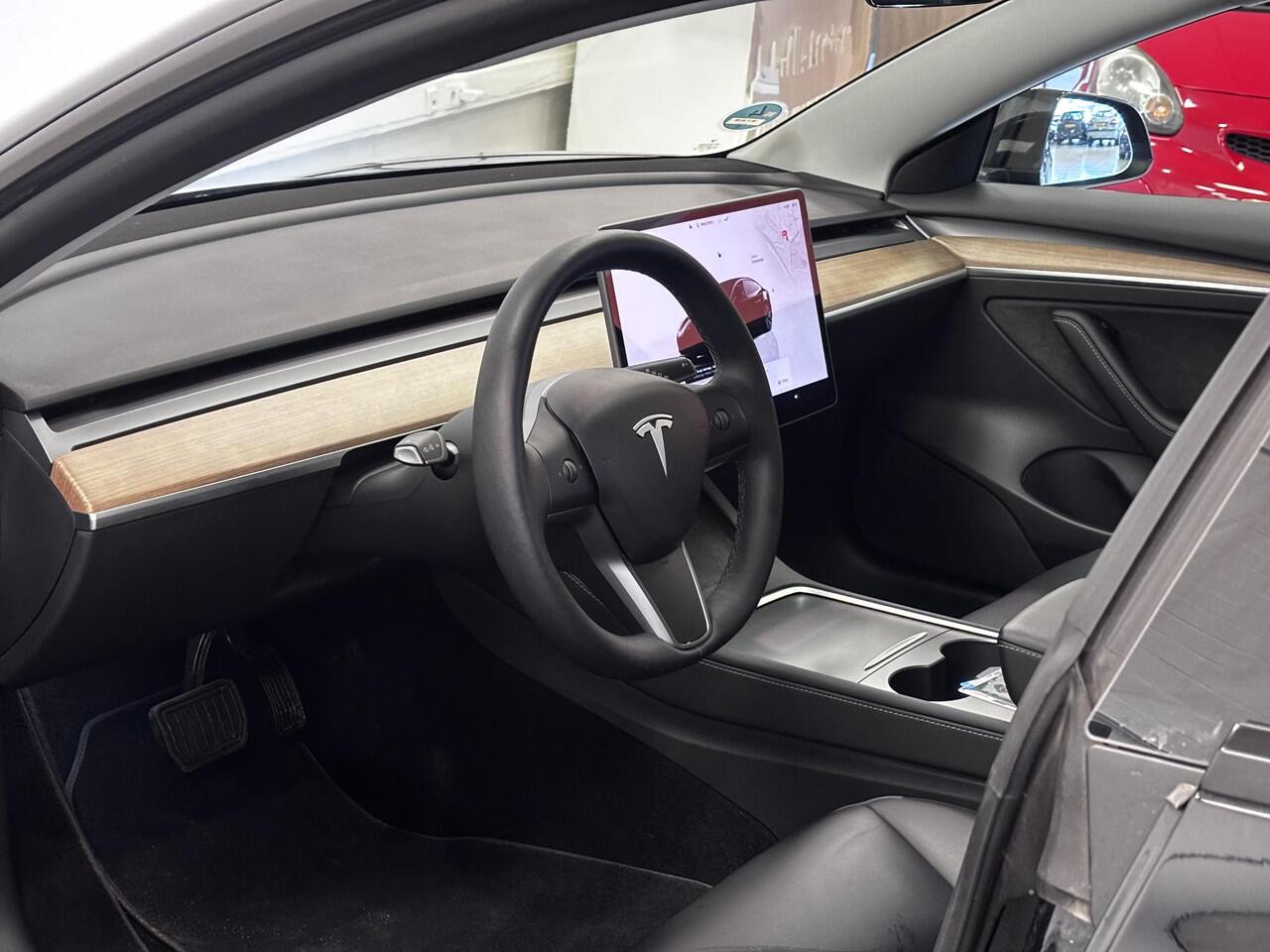 Tesla Model 3 Long Range AWD 75 kWh | SOH 93% | Leder | Autopilot | Nieuw model |