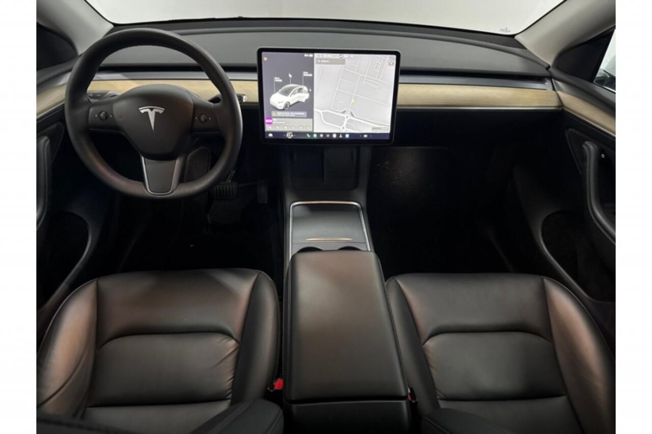 Tesla Model Y Long Range AWD 75kWh | Geen import |