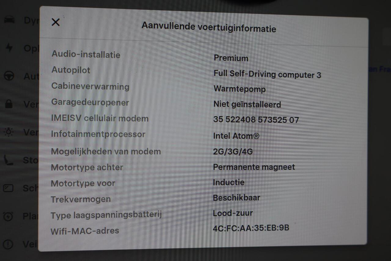 Tesla Model Y Long Range AWD 75 kWh SOH 89%, BTW Auto, Panoramadak, Autopilot computer 3.0, 360 Camera, Trekhaak, Warmtepomp, BTW Auto