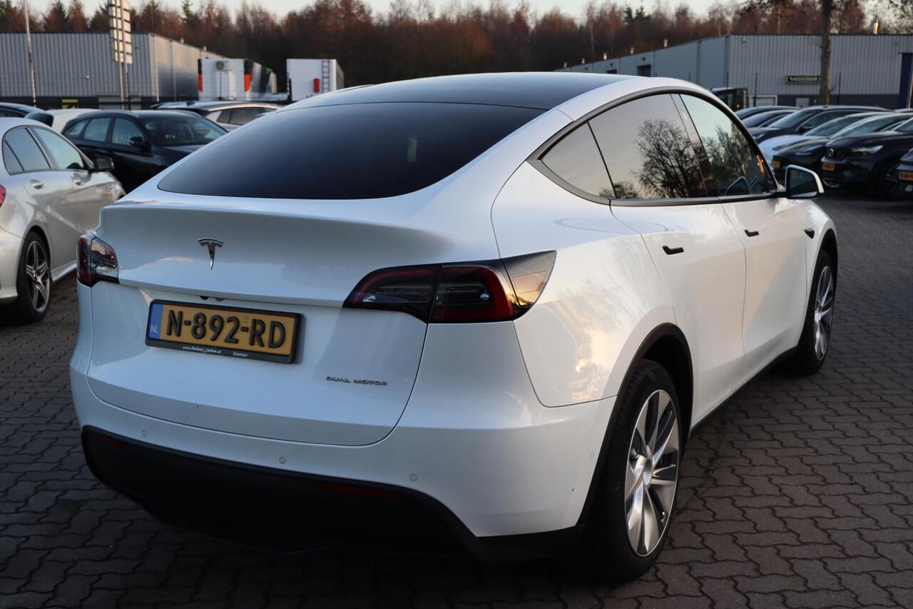 Tesla Model Y Long Range AWD 75 kWh SOH 89%, BTW Auto, Panoramadak, Autopilot computer 3.0, 360 Camera, Trekhaak, Warmtepomp, BTW Auto