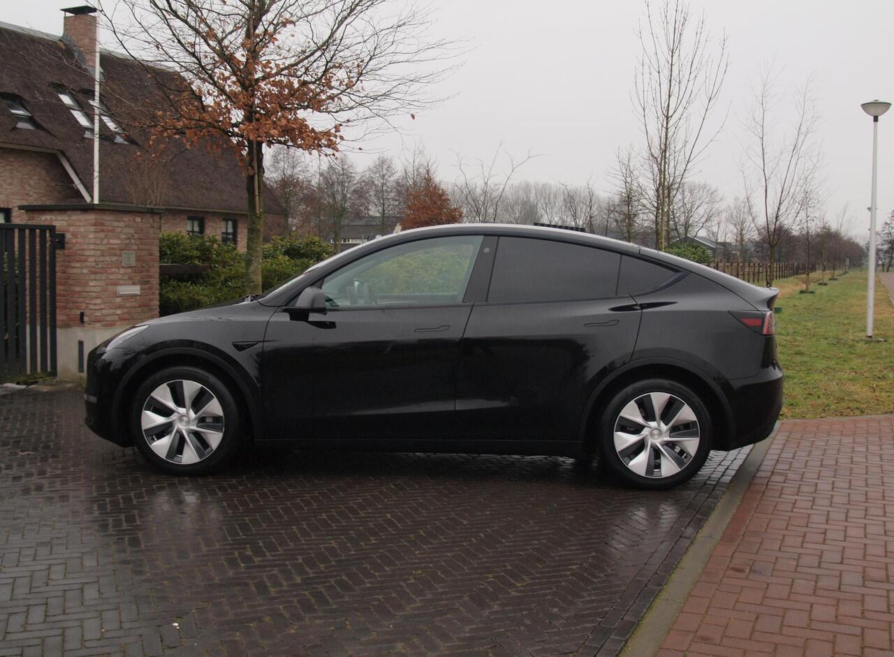 Tesla Model Y Long Range AWD 75 kWh | Panoramadak | Camera | Apple Carplay | Cruise Control |