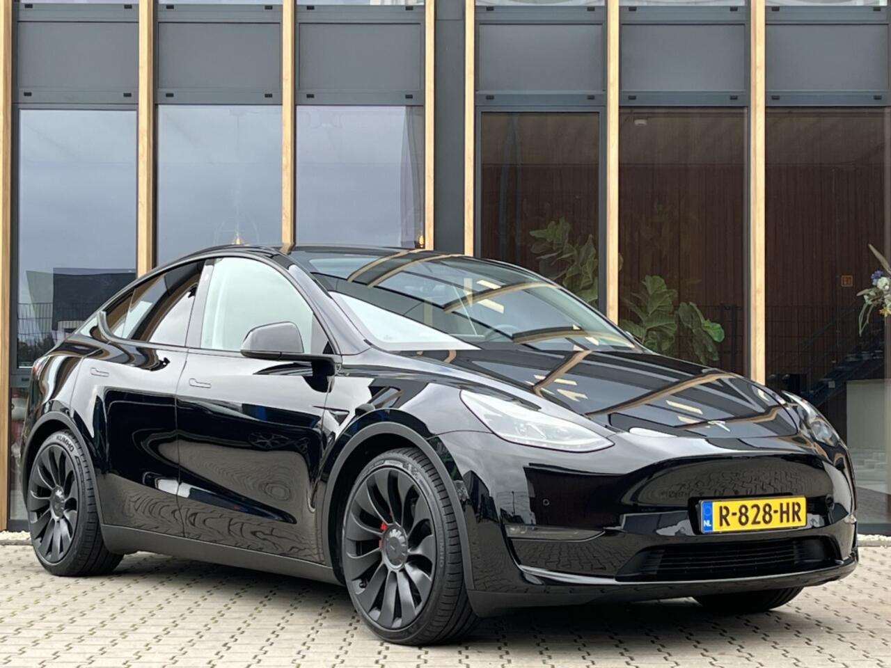 Tesla Model Y PerformanceAWD 75kWh