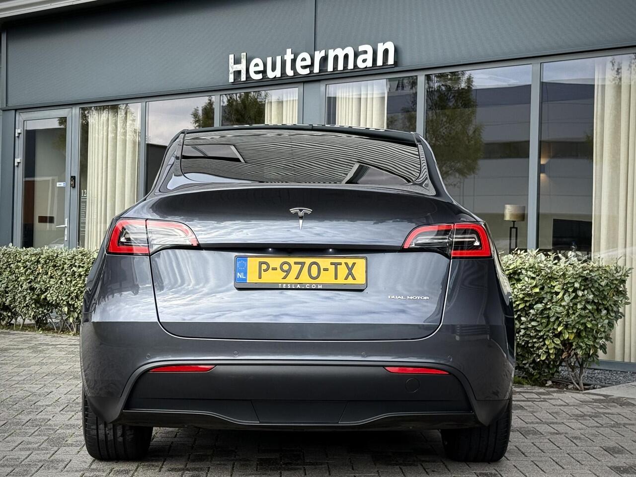 Tesla Model Y Long Range AWD Autopilot/ 20 inch/ Panodak