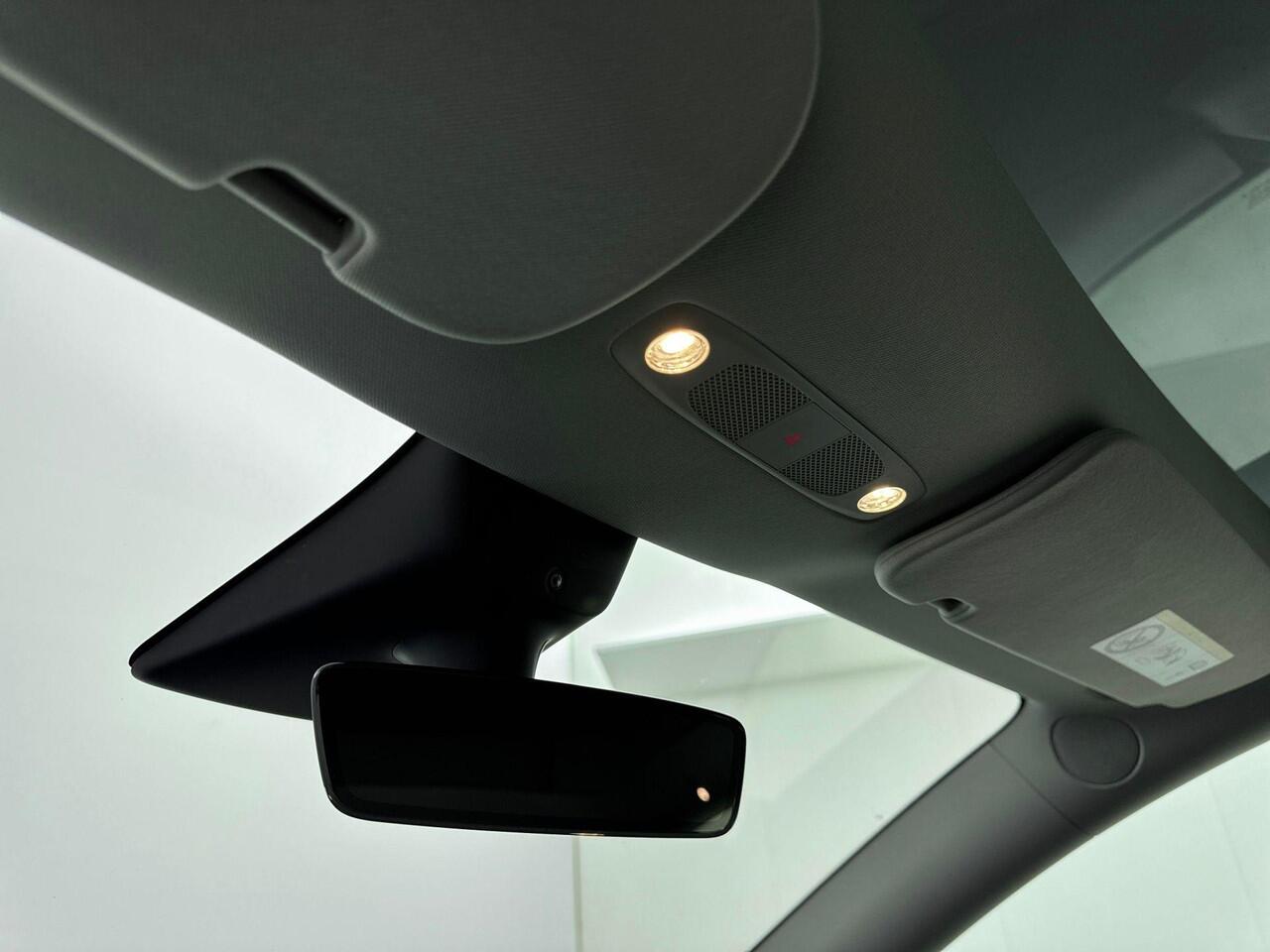 Tesla Model Y Long Range AWD 75 kWh | Leder | Panoramadak | Trekhaak afn.kogel | Navi | Cruise | Soh 91,8% |