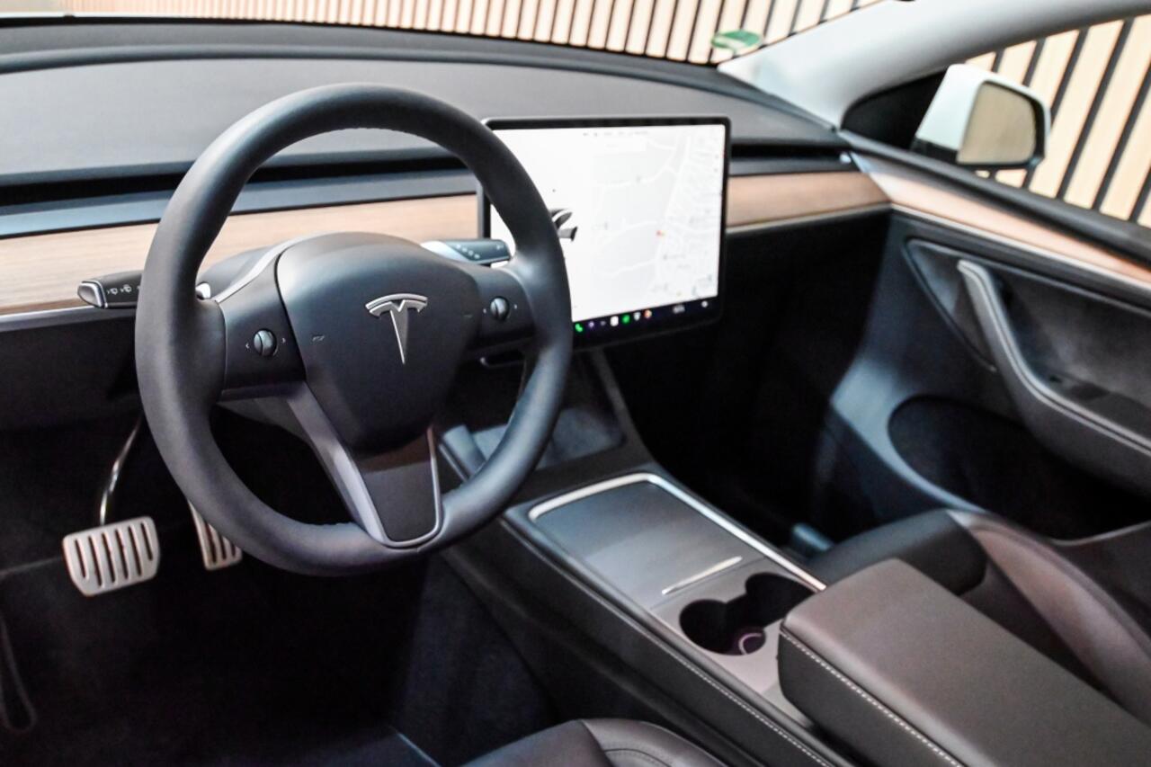 Tesla Model Y Long Range AWD 75kWh