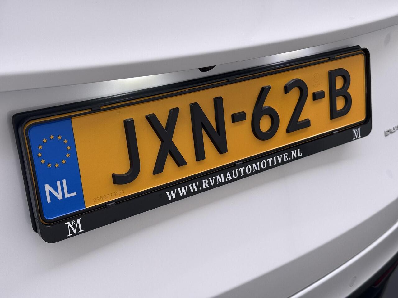 Tesla Model Y Long Range AWD 75 kWh VAN ¤37.900,- NU VOOR SLECHTS ¤34.440,- Uw LENTEVOORDEEL ¤3.460,- |SOH 96% | AUTOPILOT| TESLA GARANTIE OP DE HOOGVOLTACCU EN AANDRIJFLIJN TOT 2030 of 192.000KM | STOEL + STUURVERWARMING| ACHTERBANK VERWARMD