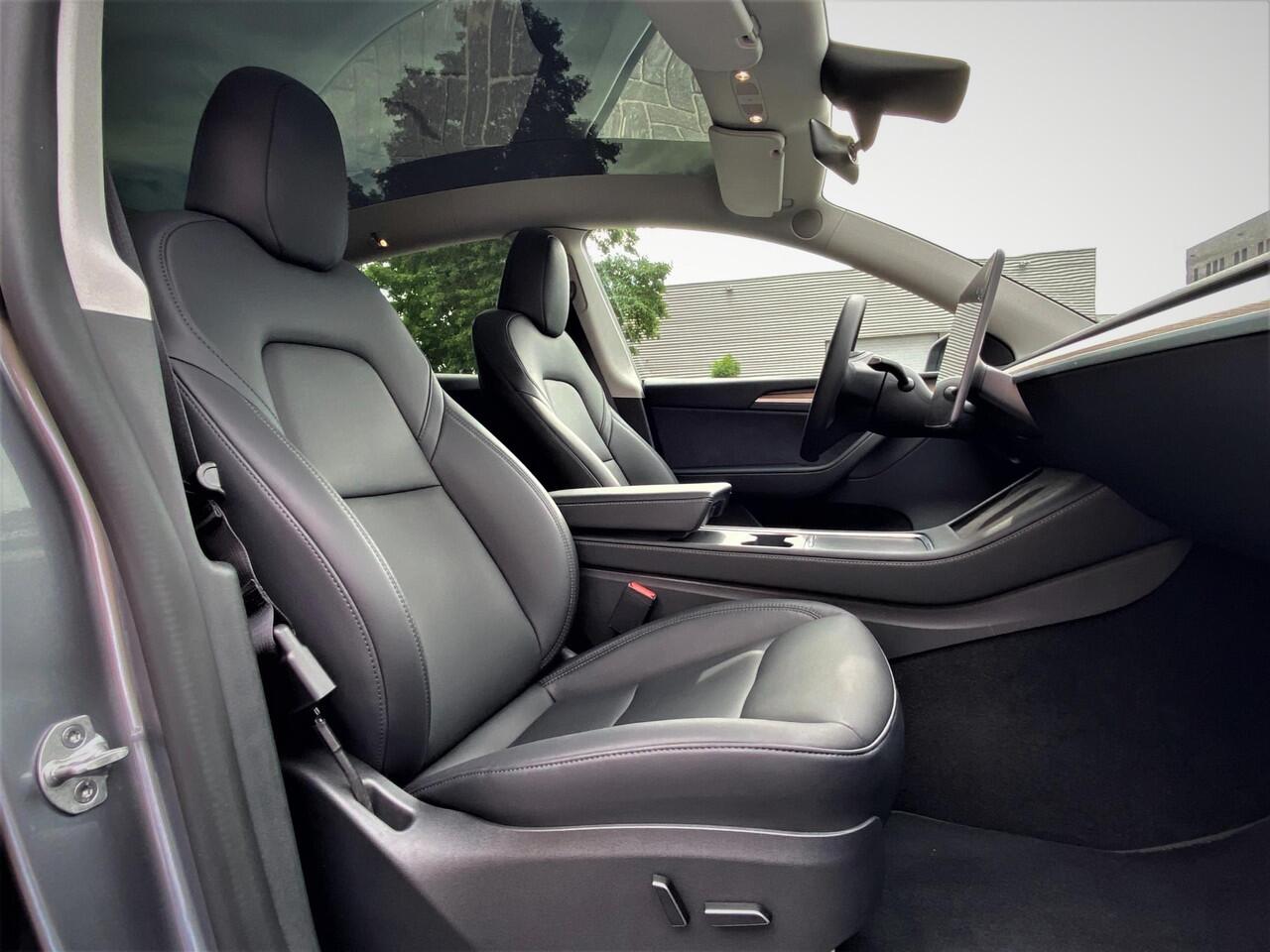 Tesla Model Y Performance AWD | Quicksilver