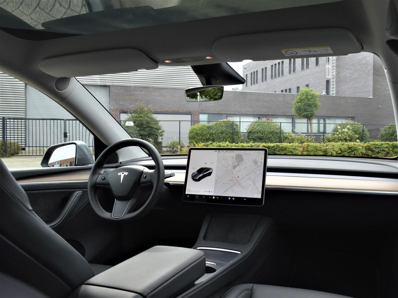 Tesla Model Y Performance AWD | Quicksilver