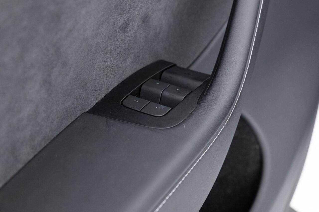 Tesla Model Y Long Range AWD 75 kWh | LEDER | PANORAMADAK