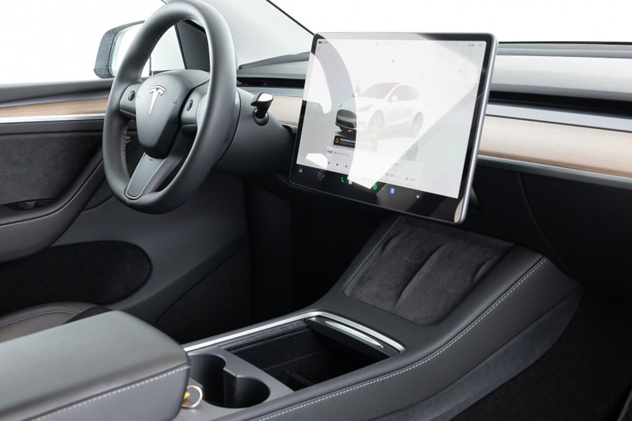 Tesla Model Y Long Range AWD 75 kWh | LEDER | PANORAMADAK