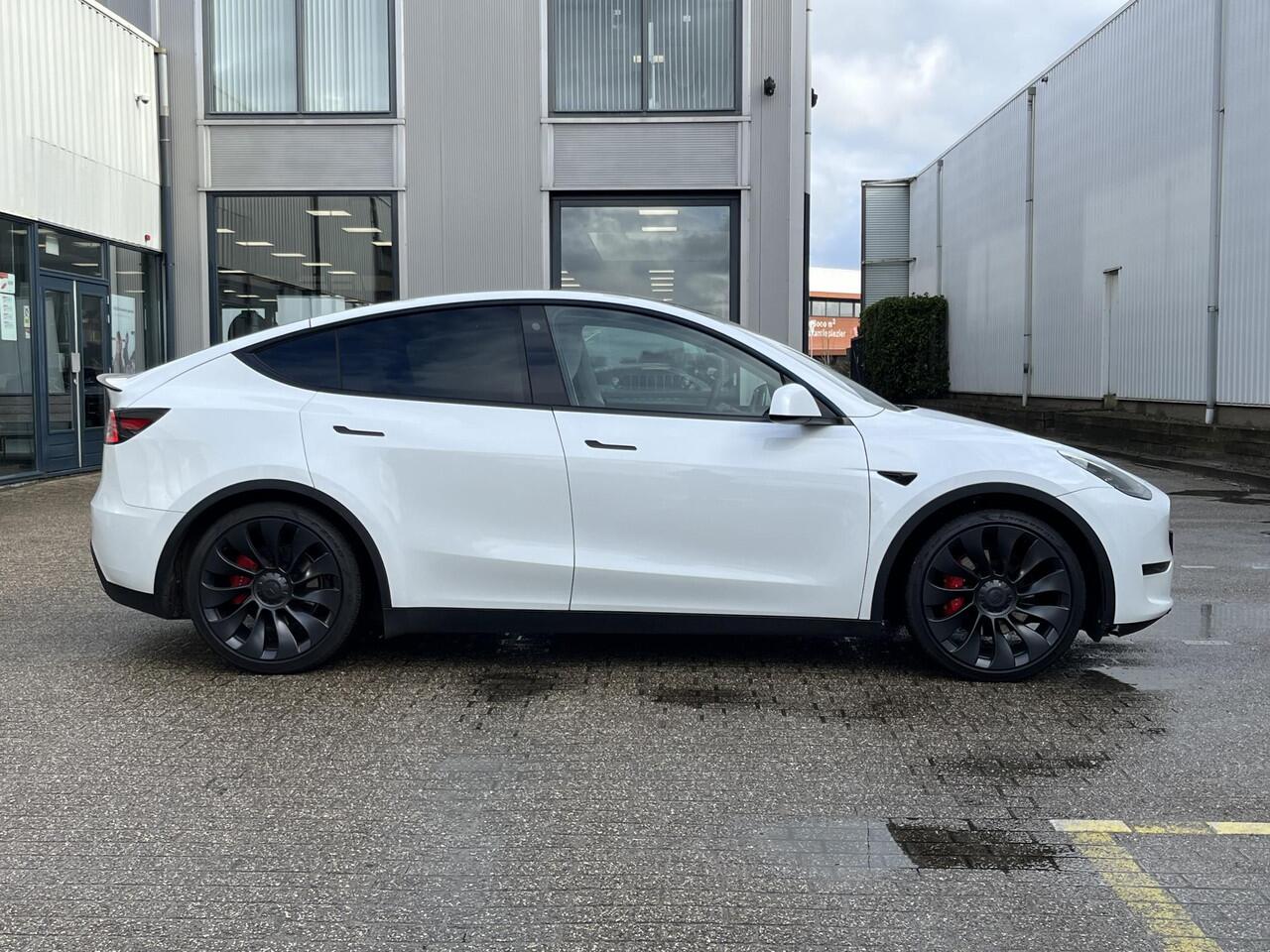 Tesla Model Y Performance AWD 75 kWh | NL Auto/1e Eig./Leder/Pano.Dak/Navi/21"/Camera/Stoel&Stuurverwarming